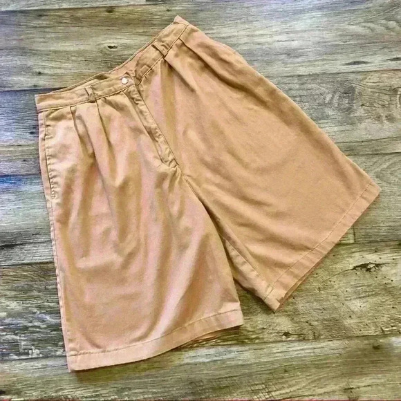 VINTAGE High Rise Golf Shorts - Picture 1 of 4